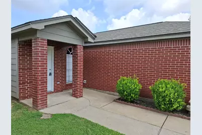 13651 Corrigan Drive, Houston, TX 77014 - Photo 4