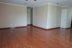 13651 Corrigan Dr, Houston, TX 77014 - Photo 10