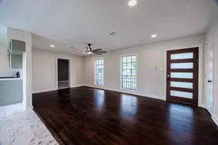 5618 Southbrook St, Houston, TX 77033 - Photo 2