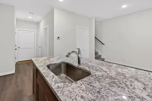 9115 Highland Northern Wy, Houston, TX 77088 - Photo 16