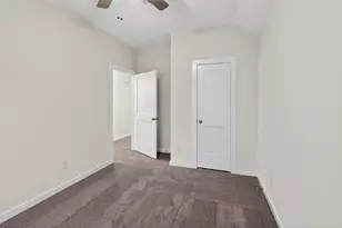 9115 Highland Northern Wy, Houston, TX 77088 - Photo 30
