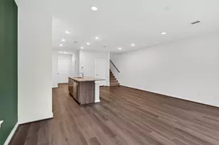 9115 Highland Northern Wy, Houston, TX 77088 - Photo 14