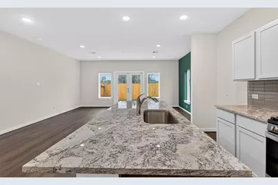 9115 Highland Northern Way, Houston, TX 77088 - Photo 8