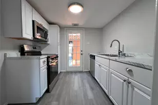 7012 Jetty Ln, Houston, TX 77072 - Photo 6
