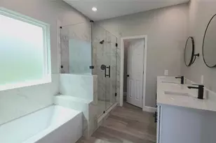 765 Enterprise St, Houston, TX 77088 - Photo 18