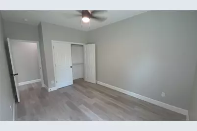 765 Enterprise Street #E, Houston, TX 77088 - Photo 8