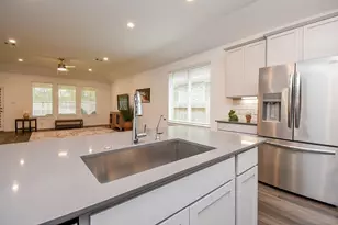 383 Westlake Terrace Dr, Conroe, TX 77304 - Photo 10