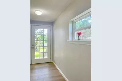 15095 Conroe Bay Boulevard, Willis, TX 77318 - Photo 10