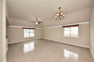 23127 N Waterlake Dr, Richmond, TX 77406 - Photo 8