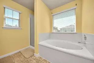 2718 Skyview Ridge Ct, Houston, TX 77047 - Photo 42