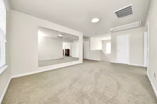 2718 Skyview Ridge Ct, Houston, TX 77047 - Photo 14