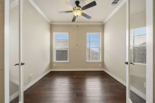 9022 Centennial Dr, Conroe, TX 77384 - Photo 12