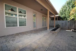 9022 Centennial Dr, Conroe, TX 77384 - Photo 32