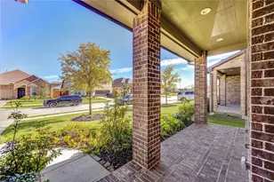 7319 Perching Hawk Trl, Katy, TX 77493 - Photo 4