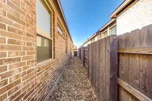 7319 Perching Hawk Trl, Katy, TX 77493 - Photo 42