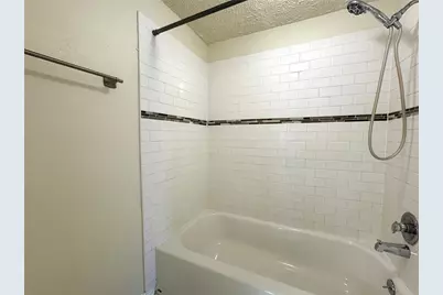 1516 Bay Area Boulevard #Q-8, Houston, TX 77058 - Photo 12