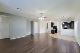 249 Harbor Bend Ln, Dickinson, TX 77539 - Photo 20