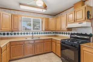 123 Ogden St, Winnie, TX 77665 - Photo 8