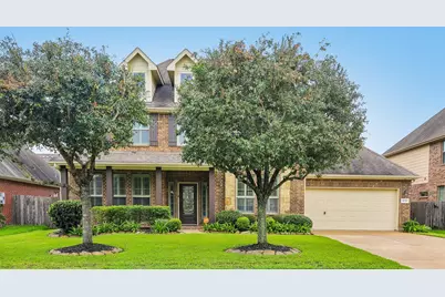4220 Walnut Bend Drive, Friendswood, TX 77546 - Photo 2