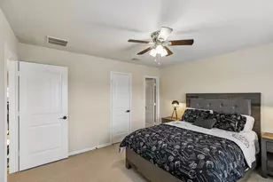 4220 Walnut Bend Dr, Friendswood, TX 77546 - Photo 38