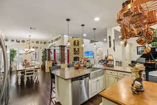 4220 Walnut Bend Dr, Friendswood, TX 77546 - Photo 14