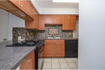 515 Tallowood Road #1, Houston, TX 77024 - Photo 10