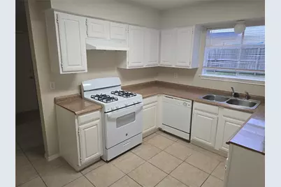 19602 Cotton Creek Drive, Tomball, TX 77375 - Photo 6