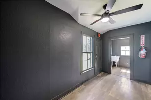 602 E Myrtle St, Angleton, TX 77515 - Photo 30