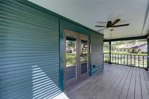 602 E Myrtle St, Angleton, TX 77515 - Photo 18