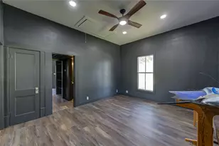 602 E Myrtle St, Angleton, TX 77515 - Photo 48