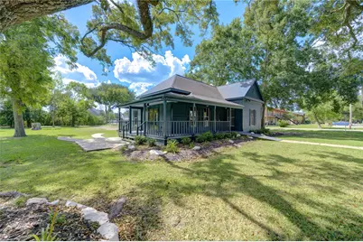 602 E Myrtle Street, Angleton, TX 77515 - Photo 4