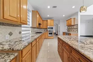 1311 Rene Ct, Sugar Land, TX 77479 - Photo 12