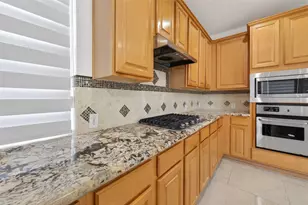 1311 Rene Ct, Sugar Land, TX 77479 - Photo 14