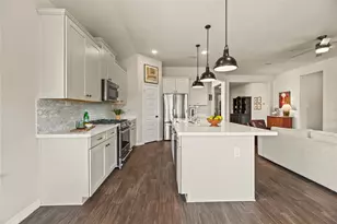 9019 Stanley Oak Dr, Missouri City, TX 77459 - Photo 6