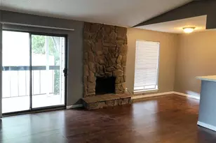 17331 Red Oak Dr, Houston, TX 77090 - Photo 2