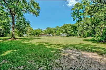 160 Linda Lane, Lumberton, TX 77657 - Photo 44