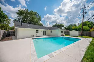5221 Libbey Ln, Houston, TX 77092 - Photo 30