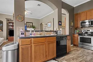 4830 Chase Stone Dr, Bacliff, TX 77518 - Photo 10
