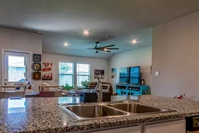 105 Blanco Drive, Huntsville, TX 77340 - Photo 18