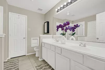 8123 Solara Bend, Houston, TX 77083 - Photo 16