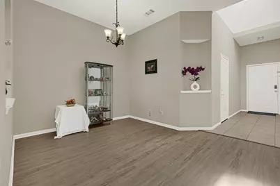 8123 Solara Bend, Houston, TX 77083 - Photo 4