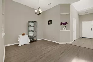 8123 Solara Bend, Houston, TX 77083 - Photo 4