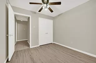 8123 Solara Bend, Houston, TX 77083 - Photo 22