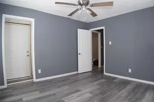 6803 6th St, Hitchcock, TX 77563 - Photo 14