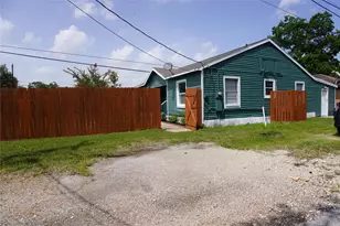 6803 6th St, Hitchcock, TX 77563 - Photo 32