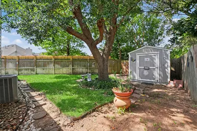 9638 W Withers Way Circle, Houston, TX 77065 - Photo 24