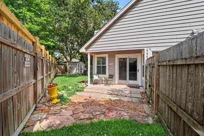 9638 W Withers Way Circle, Houston, TX 77065 - Photo 26
