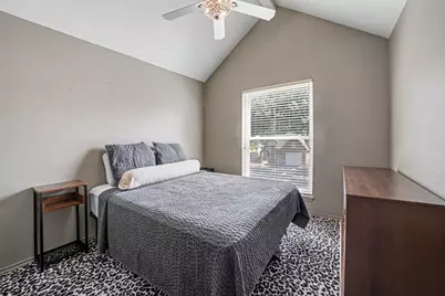 9638 W Withers Way Circle, Houston, TX 77065 - Photo 22