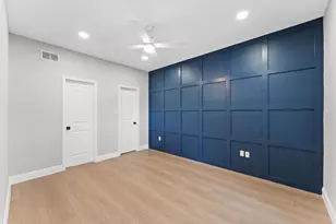 2626 Holly Hall St, Houston, TX 77054 - Photo 10