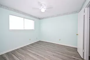 8615 Belle Park Dr, Houston, TX 77099 - Photo 38